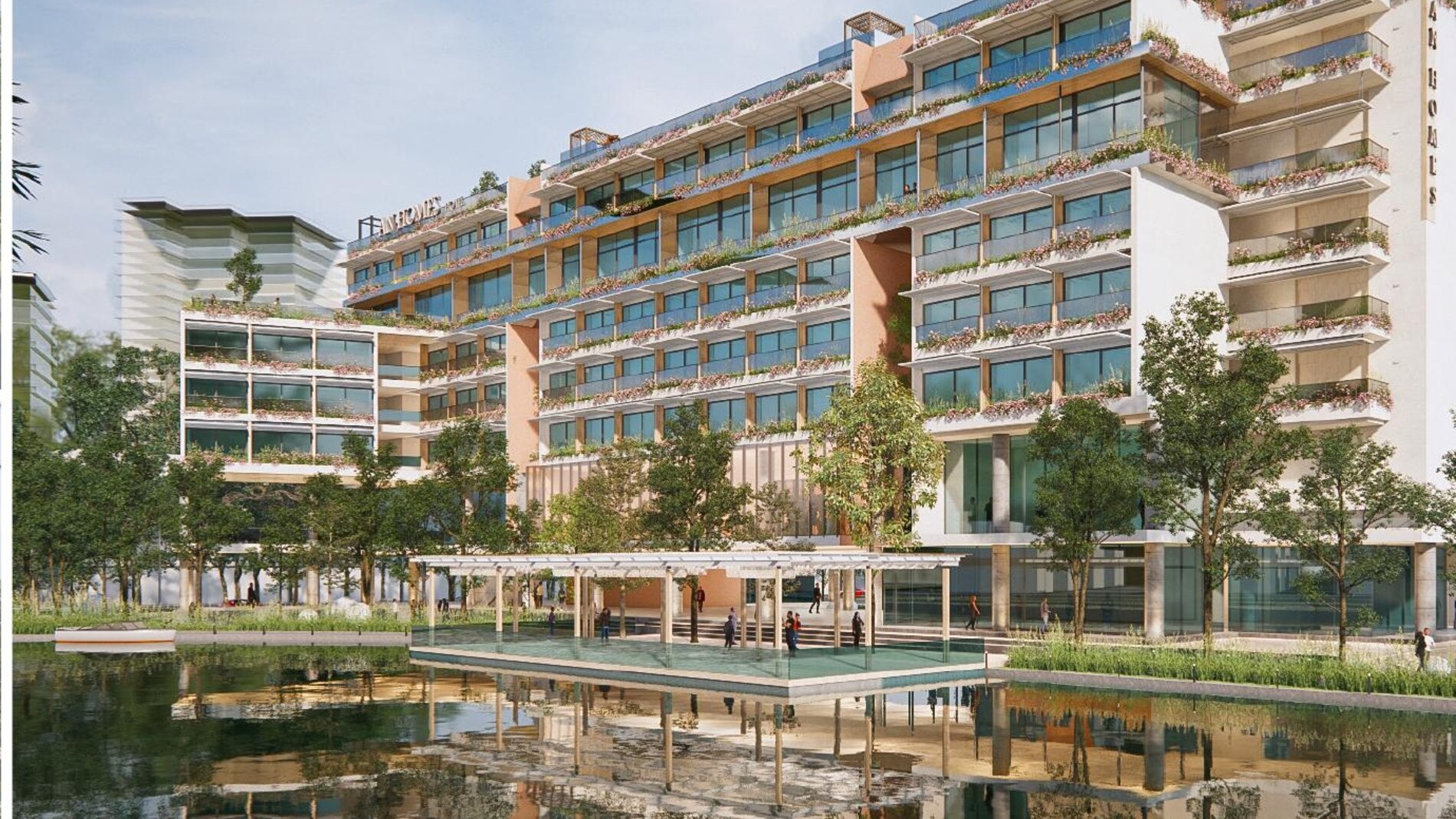 Pearl Vista: the hotel from the lake